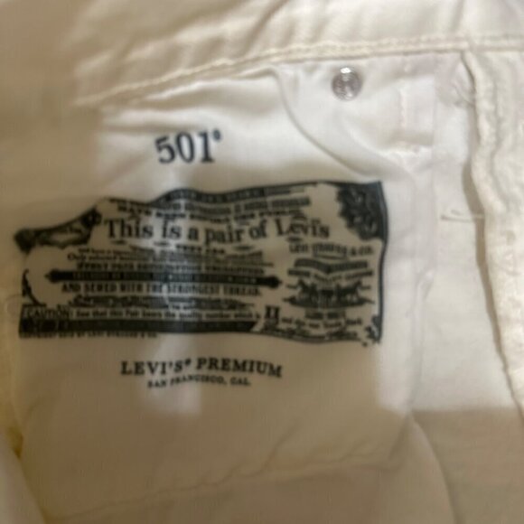 Levi's‎ Cut Off Button Fly Shorts White Distressed Casual Summer Women's Size 27 - Picture 9 of 9